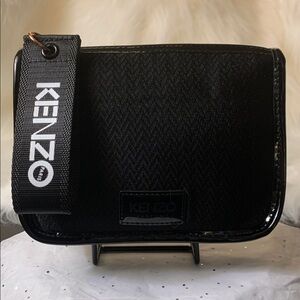 Kenzo Black Wristlet Pouch (NWOT)